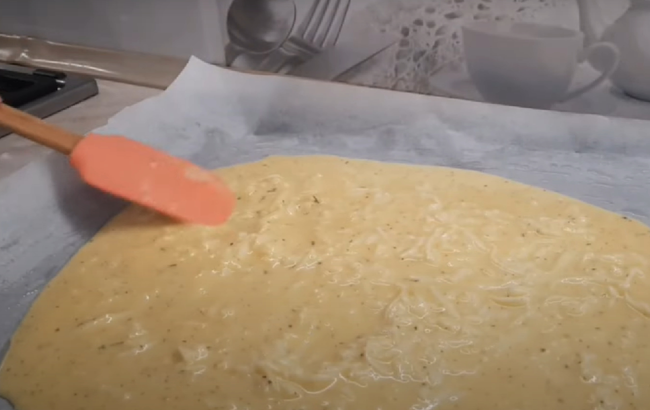 Яичный рулет с куриным фаршем: рецепт нежирного блюда для семьи